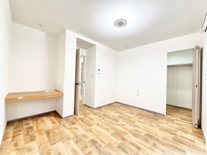 リーブルコート西裏の物件内観写真