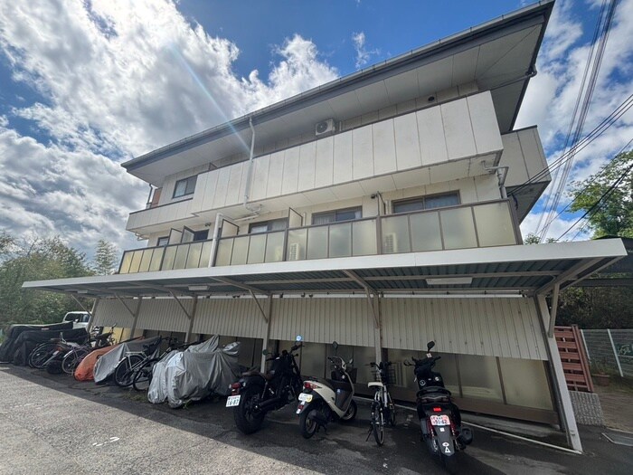 ヴィラフェザントの物件外観写真