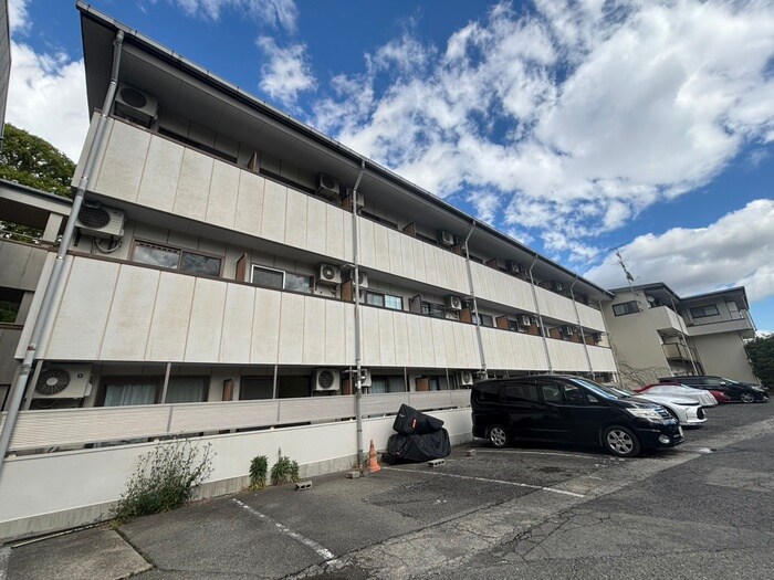 ヴィラフェザントの物件外観写真