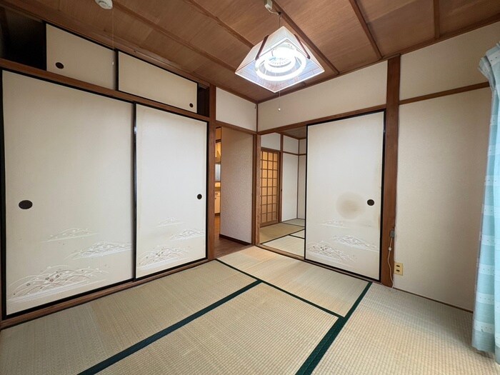 秀栄マンションの物件内観写真