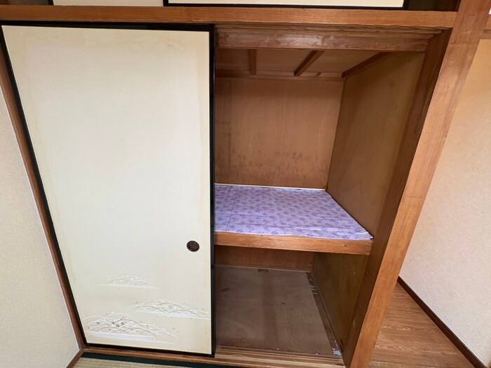 秀栄マンションの物件内観写真