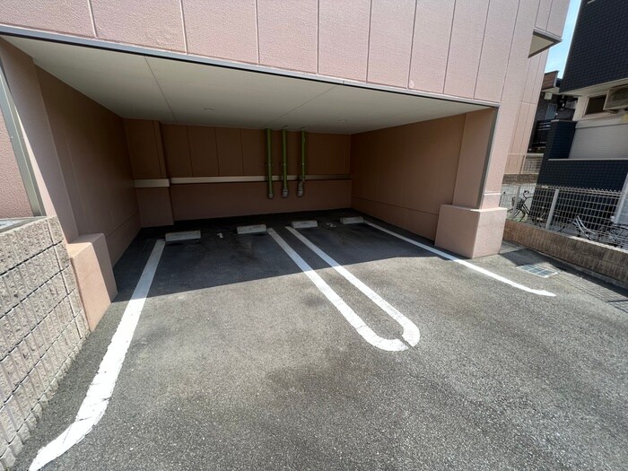 モンパルナスの物件外観写真