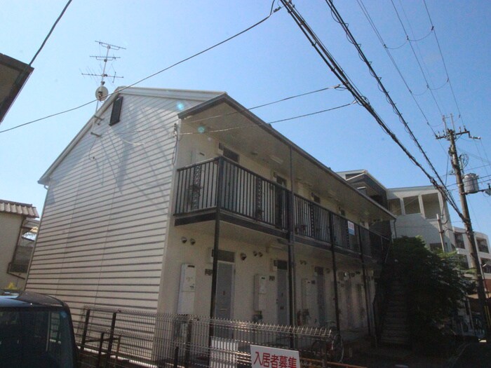 ファミーユ宮野の物件外観写真