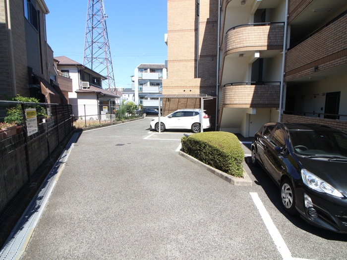 秀栄ハイツ武庫之荘の物件外観写真