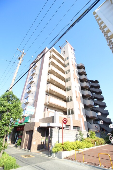 メゾン恒悦の物件外観写真