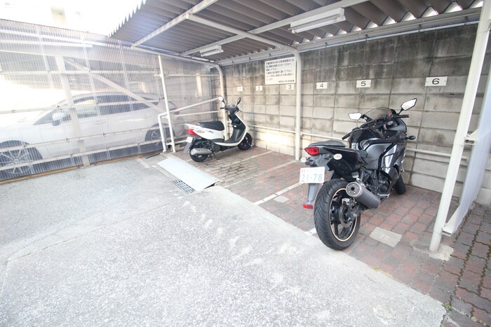 メゾン恒悦の物件外観写真