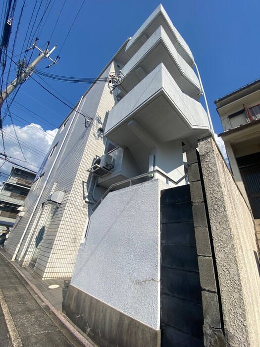 ヴィラトリアンの物件外観写真