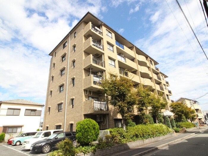 ＧＲＯＯＶＥ塚口の物件外観写真