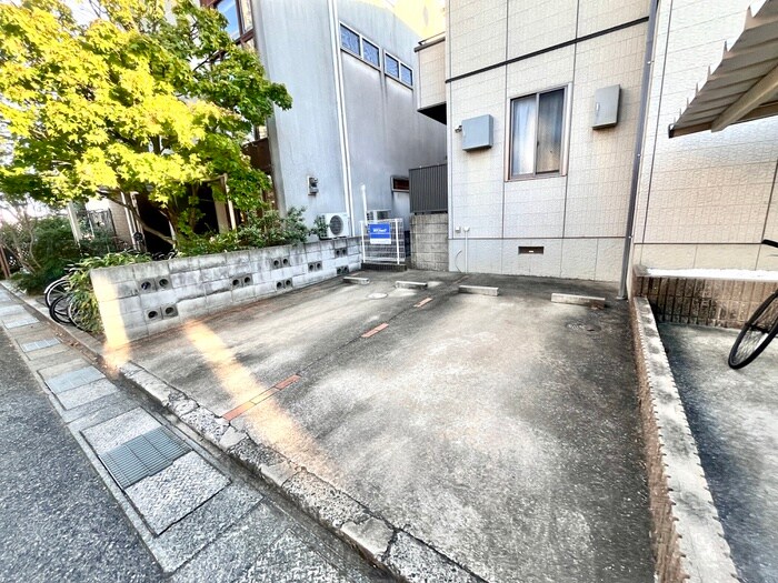 アネスト香枦園の物件外観写真