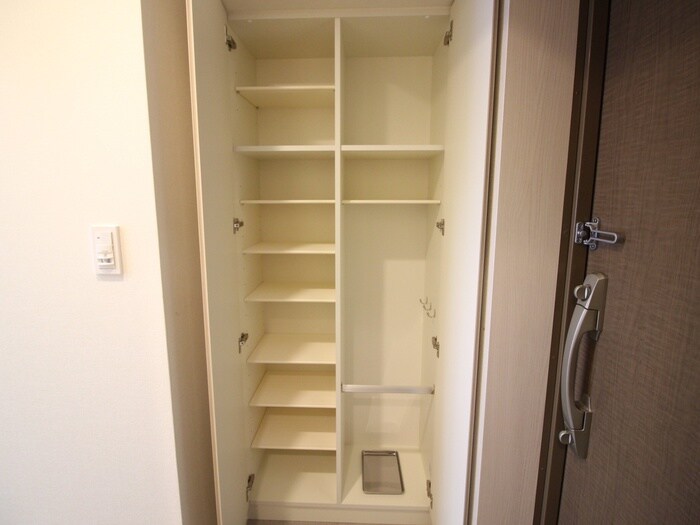 ふぁみーゆ服部天神の物件内観写真