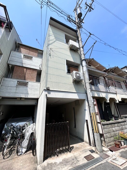 石原ハイツの物件外観写真