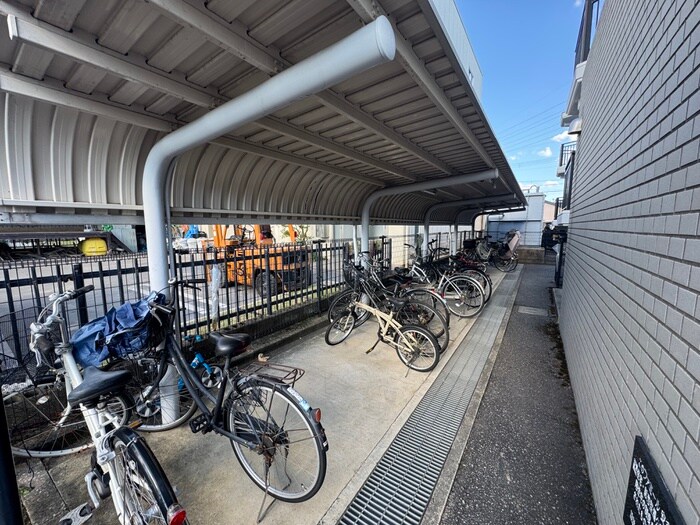 ファミ－ル安倉の物件外観写真