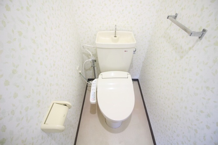 ファミ－ル安倉の物件内観写真