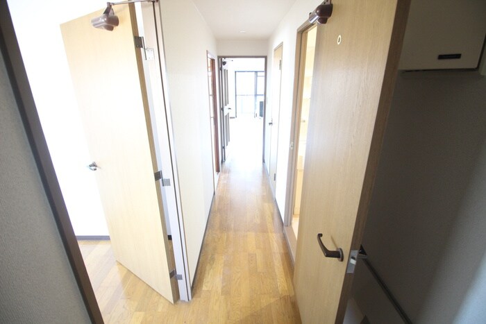 ファミ－ル安倉の物件内観写真