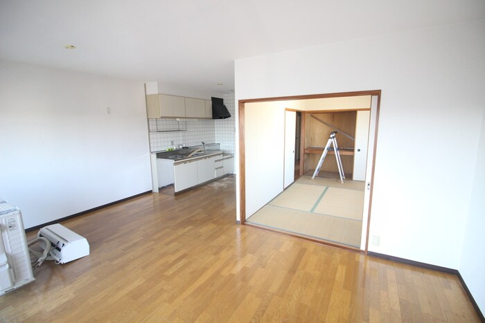 ファミ－ル安倉の物件内観写真