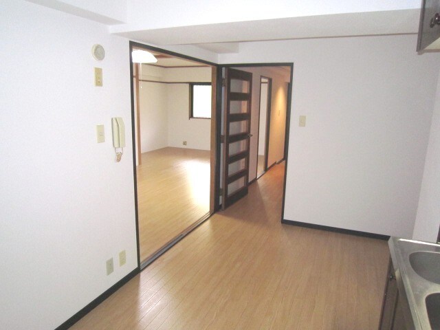 コスモスハイツの物件内観写真