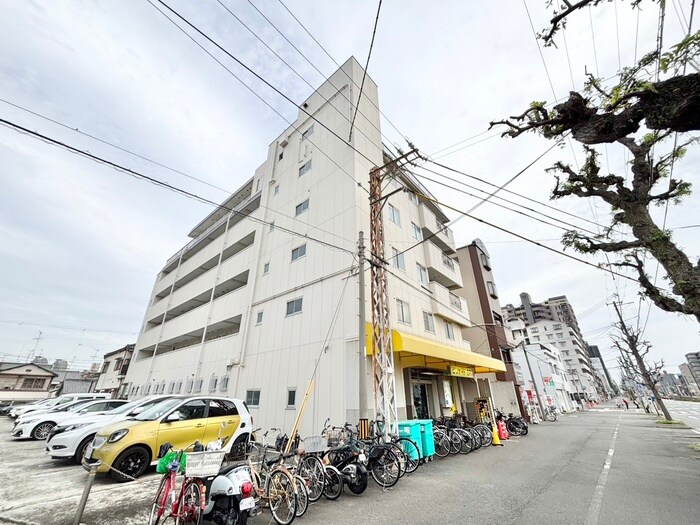 白龍ビルの物件外観写真