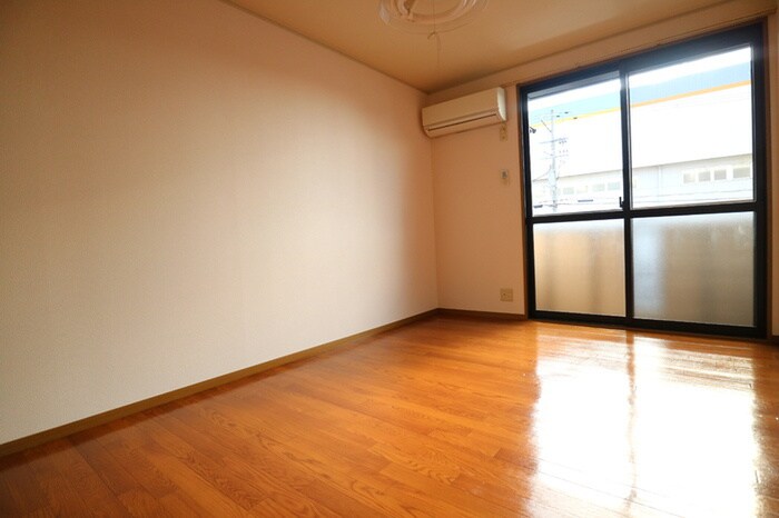 ベルセゾンミキの物件内観写真