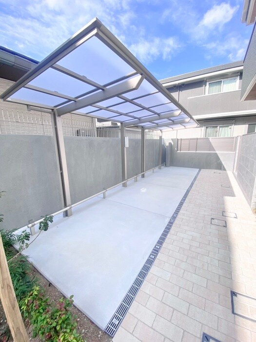 ラ　ヴィータ鳳の物件外観写真