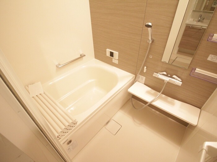 LAUREUS KUGA (ローレウス陸)の物件内観写真