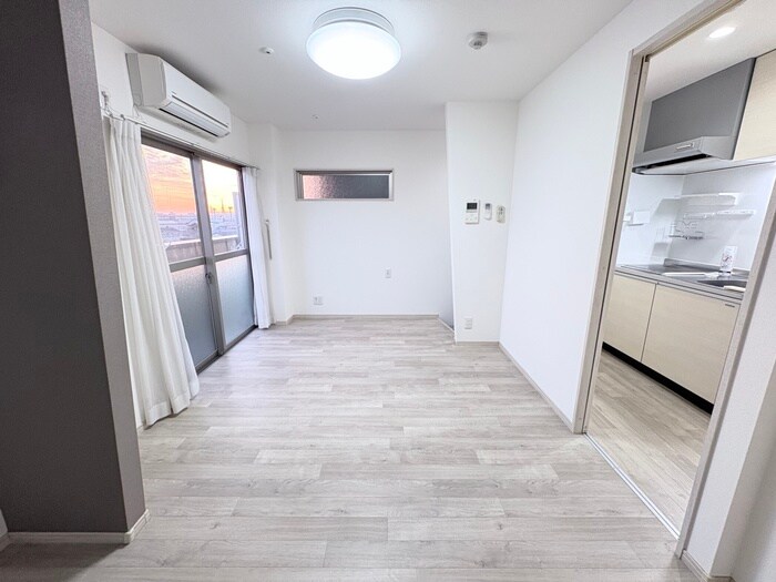 エヌエムトラントキャトフの物件内観写真