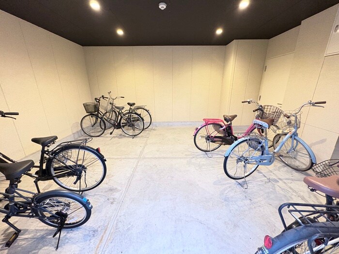 エヌエムトラントキャトフの物件外観写真