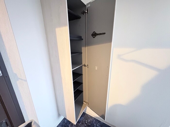 エヌエムトラントキャトフの物件内観写真