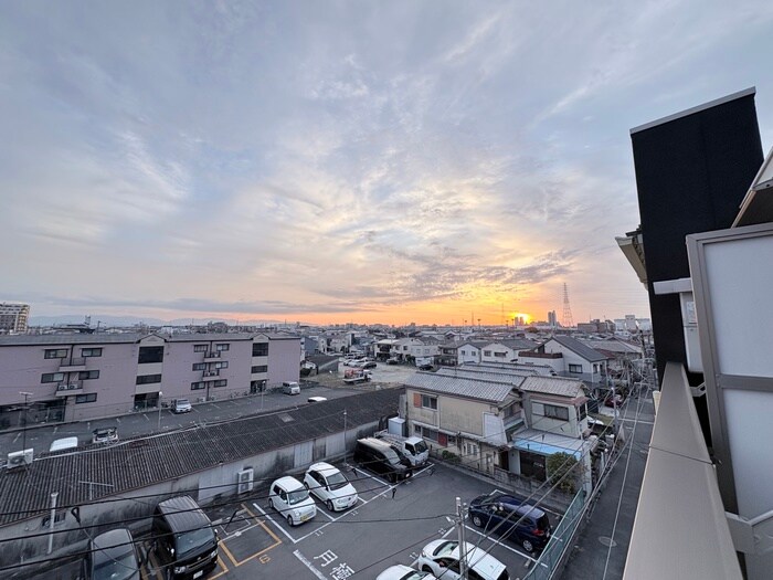 エヌエムトラントキャトフの物件内観写真