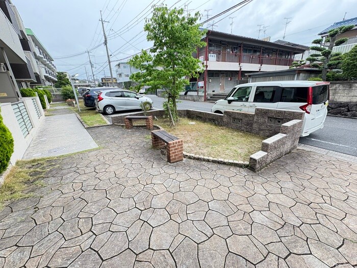 ファミリア金剛の物件外観写真