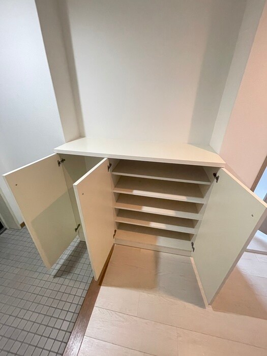 アジュール上野西の物件内観写真