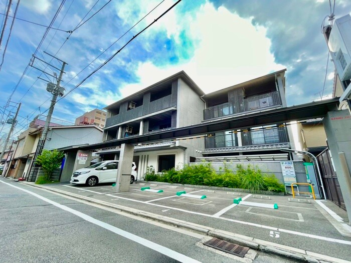 エクセレント二条城北の物件外観写真