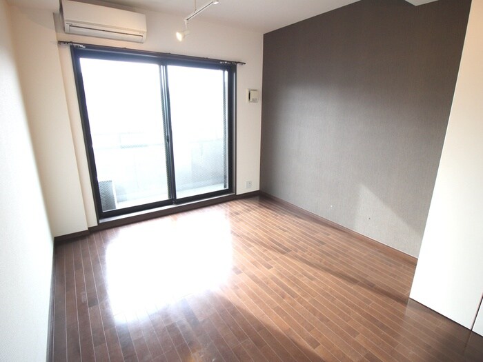 エクセレント二条城北の物件内観写真