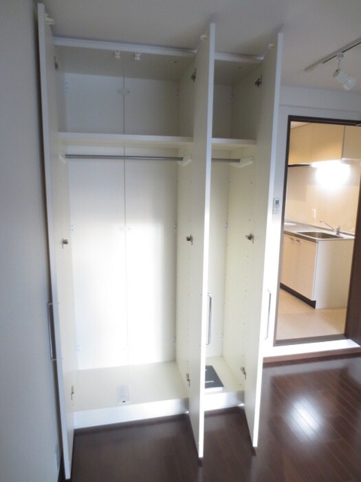 エクセレント二条城北の物件内観写真