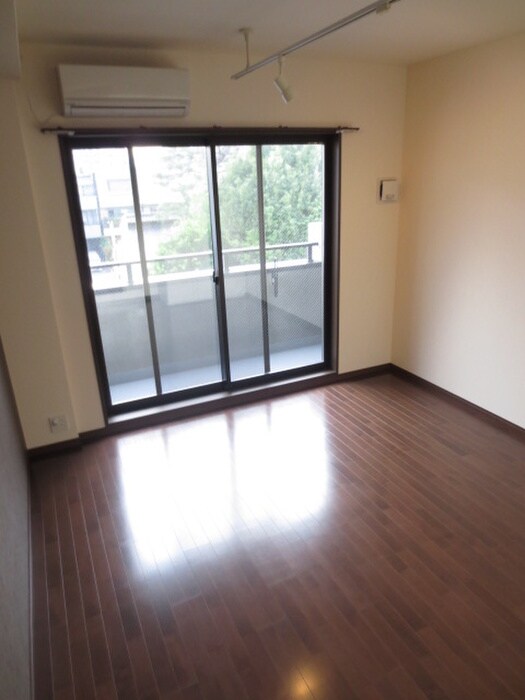 エクセレント二条城北の物件内観写真