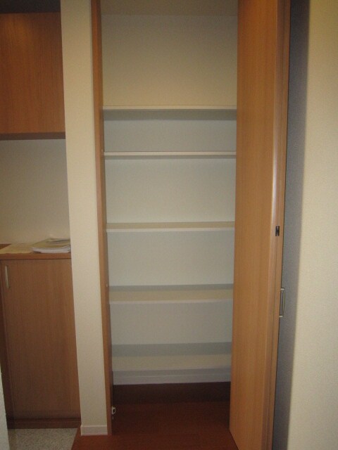 アトレッテ　ジーロの物件内観写真