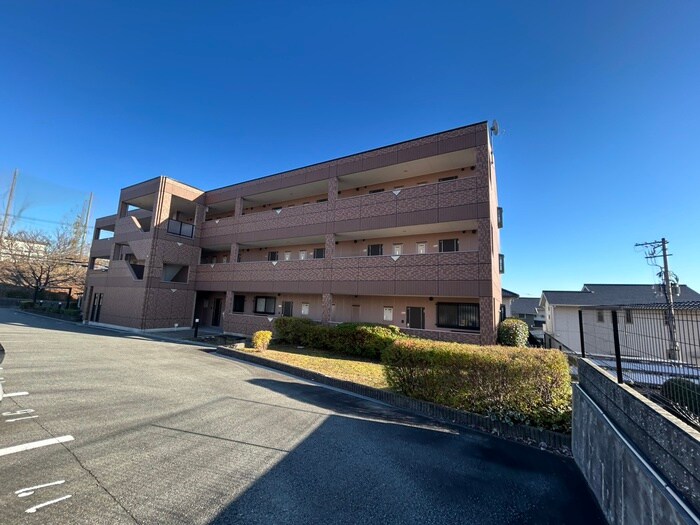 ラディアントの物件外観写真