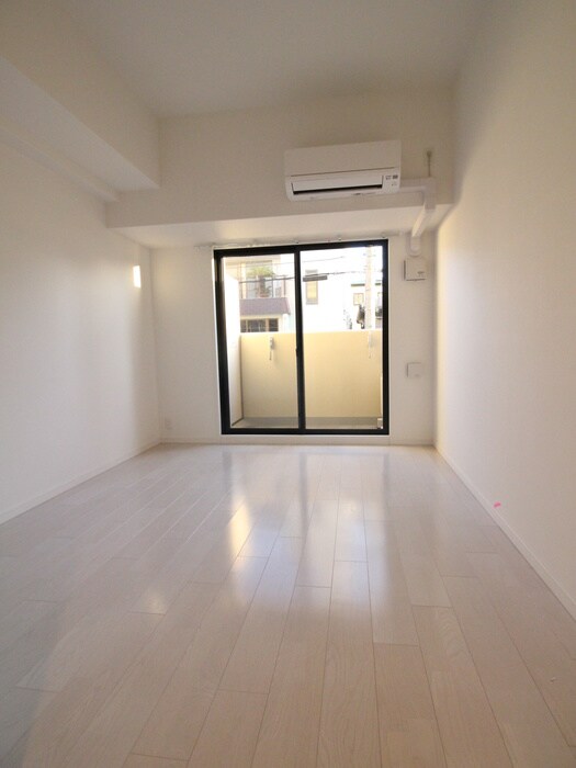 オーキッドレジデンス新大阪の物件内観写真