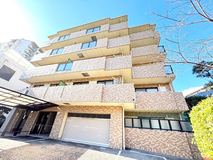 メゾン・プチポールの物件外観写真