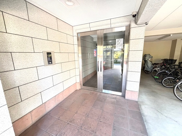 メゾン・プチポールの物件外観写真