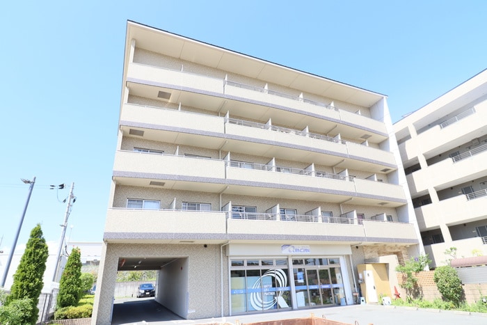 彩都シオンの物件外観写真