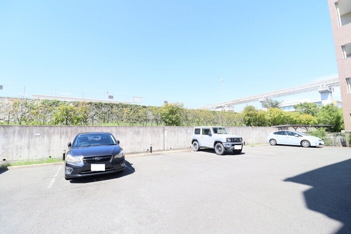 彩都シオンの物件外観写真