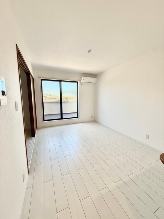 フェリーチェラテの物件内観写真