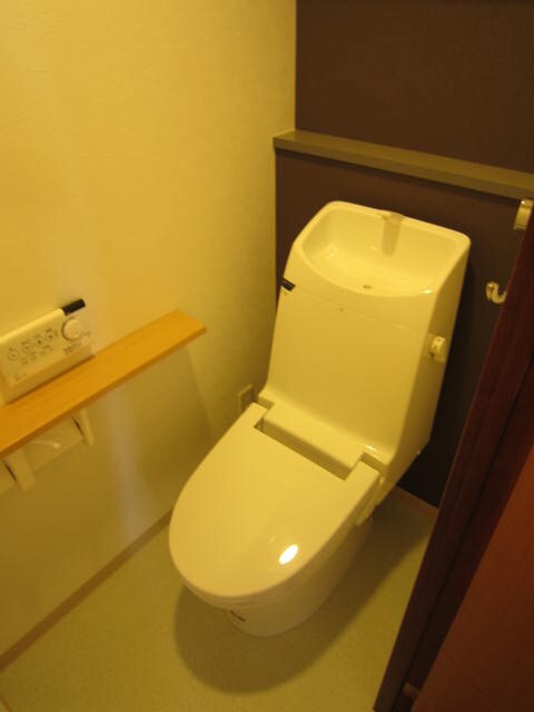 コンソラ－レ上町台Ⅱの物件内観写真