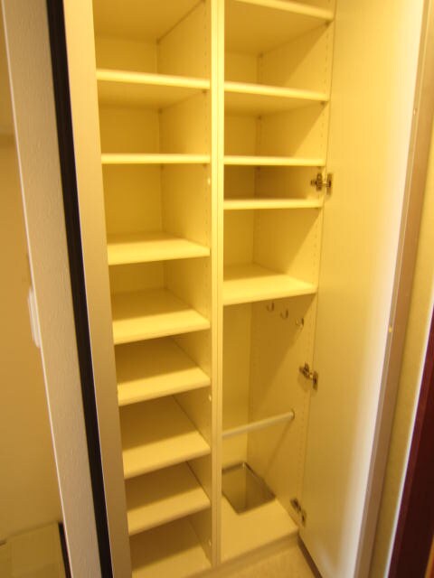 コンソラ－レ上町台Ⅱの物件内観写真