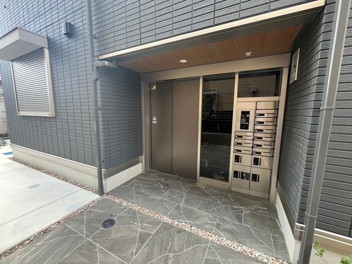 ラ・メゾン三保町の物件外観写真