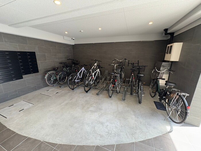 ヴィラ四条大宮の物件外観写真