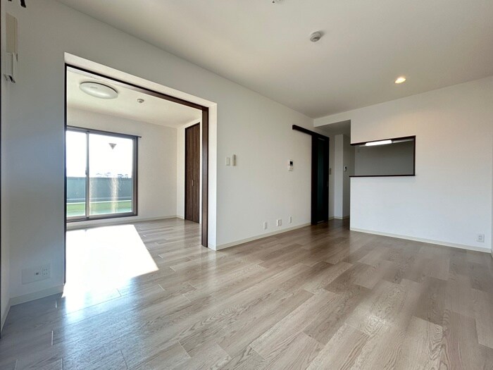 グリ－ンパ－ク西院の物件内観写真