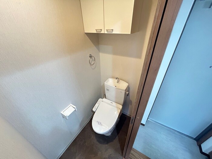 グリ－ンパ－ク西院の物件内観写真