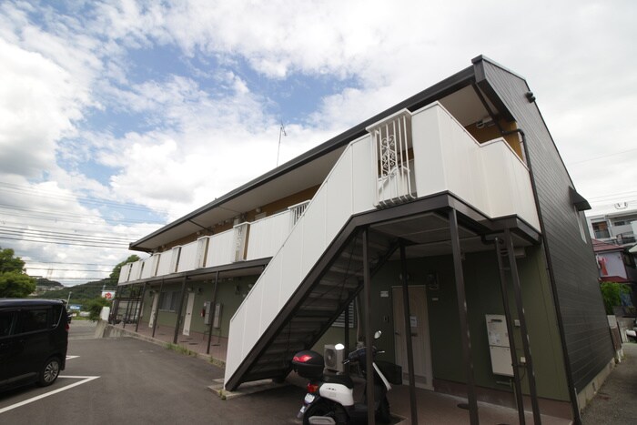 グリ－ン桃山Ａ棟の物件外観写真