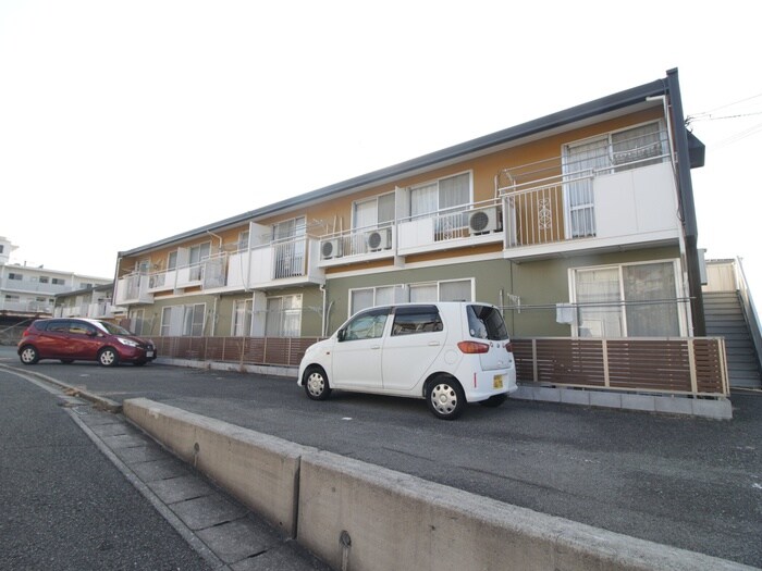 グリ－ン桃山Ａ棟の物件外観写真